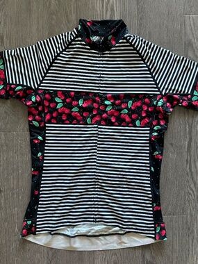 Shebeest Women's Cycling Bike Jersey Shirt - Size M